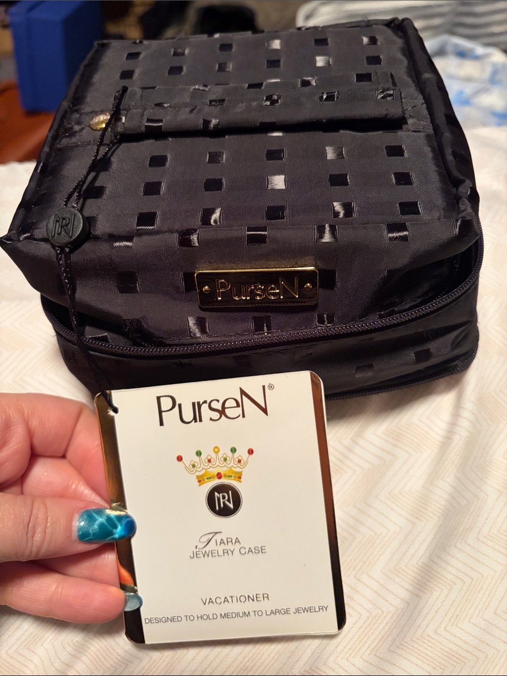PurseN Black Tiara Jewelry Travel Organizer with Gold Nameplate